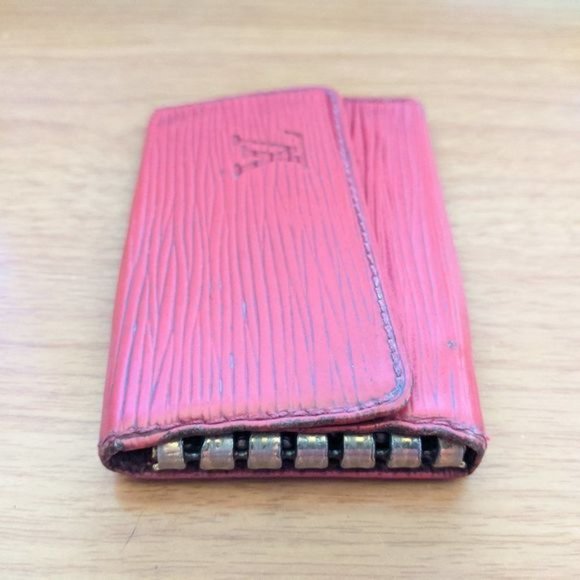 Louis Vuitton Epi Key Holder/Wallet #903💥PRICE DROP💥 - Picture 3 of 9